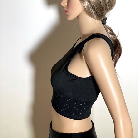 NEW Black and Gray Vented Sports Bra with Cross Back Detail Small NWOT - Picture 3 of 4